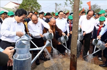 Thủ tướng Nguyễn Xuân Phúc dự Lễ phát động 'Tết trồng cây đời đời nhớ ơn Bác Hồ'