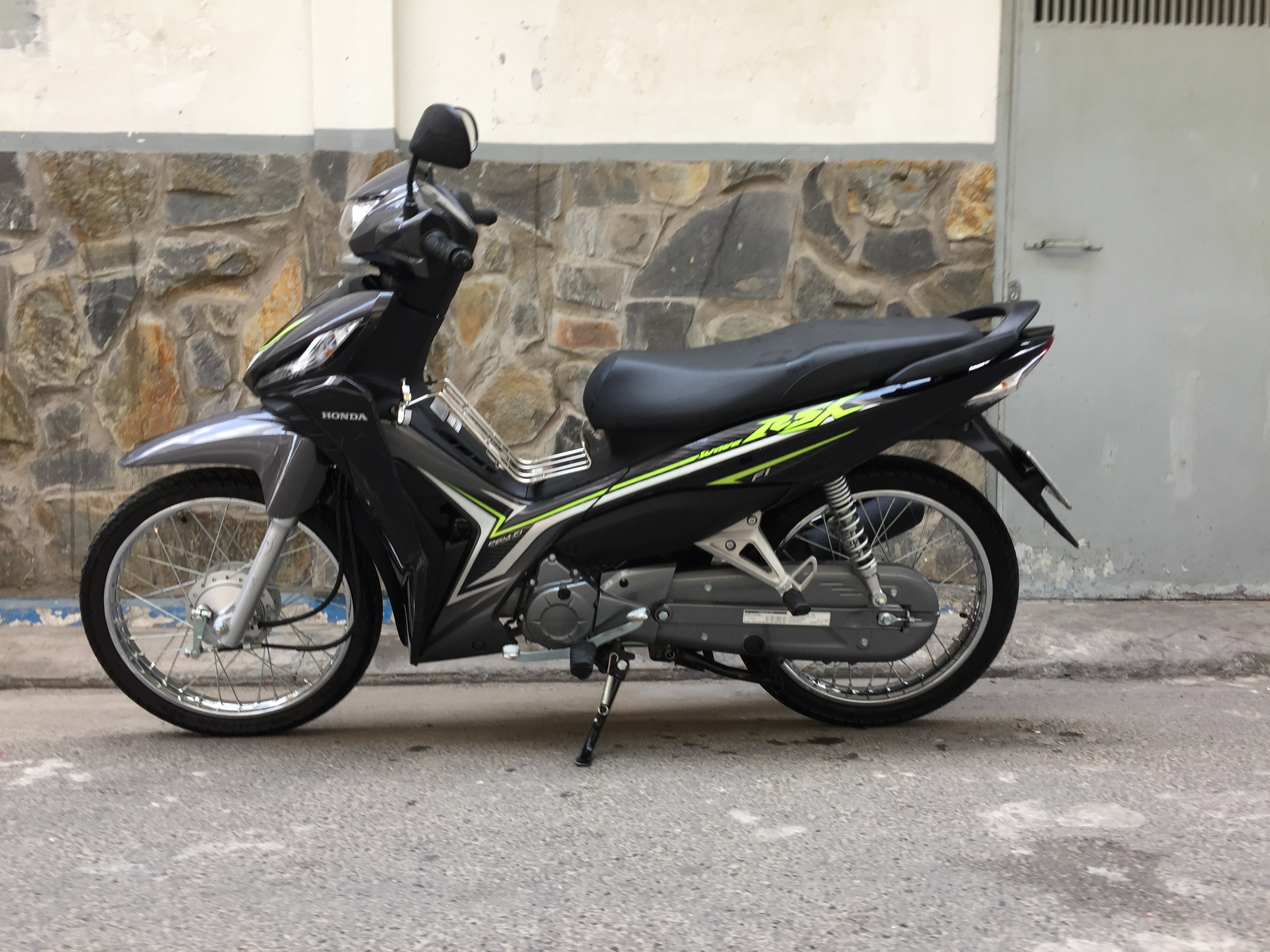 Xe máy Honda Wave RSX 2023  Vành Nan Hoa  Phanh Đĩa  Giá Tiki khuyến  mãi 22770000đ  Mua ngay  Tư vấn mua sắm  tiêu dùng trực tuyến  Bigomart