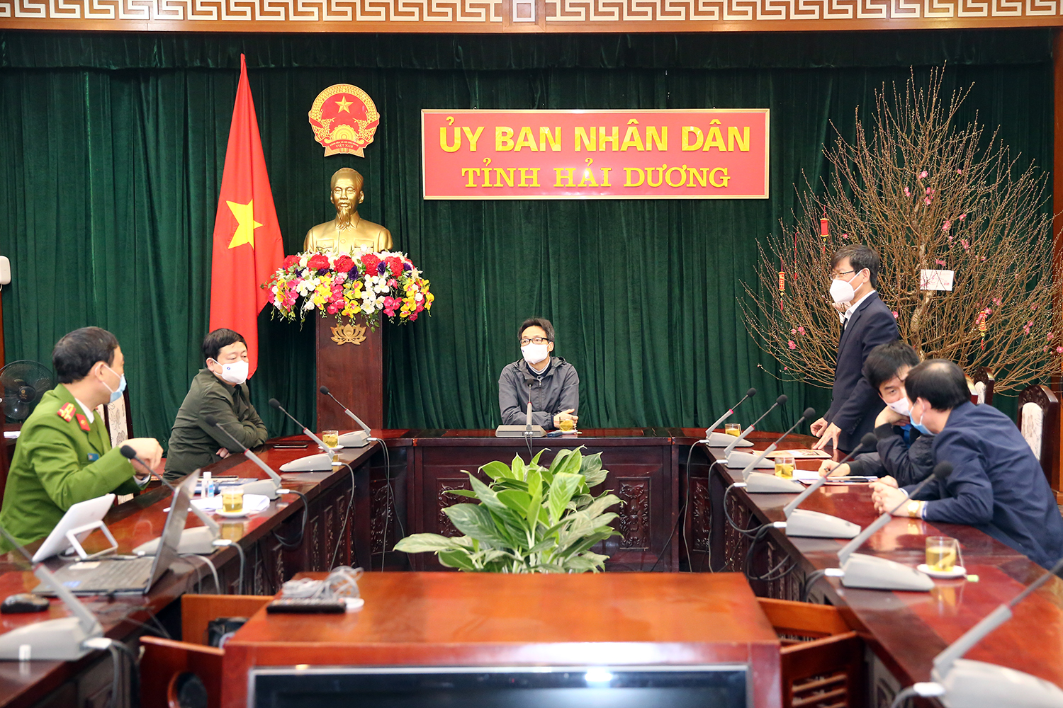 Phó Thủ tướng Vũ Đức Đam kiểm tra dịch ở Chí Linh, Đông Triều