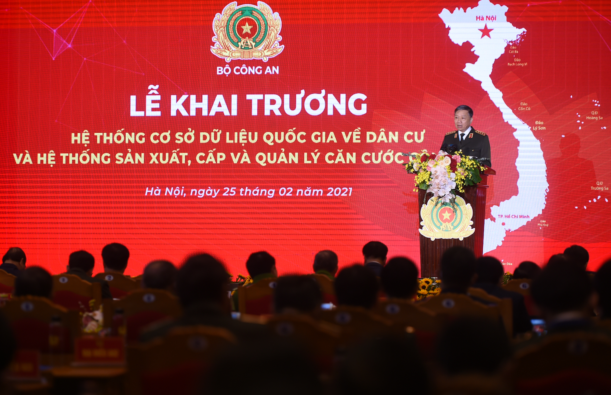 Thủ tướng dự khai trương 2 hệ thống CSDL phục vụ lợi ích cho mọi người dân