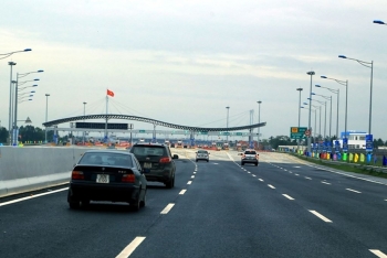 Đấu giá hạ tầng đường bộ và quyền thu phí đường bộ theo vốn cổ phần của Cao su Sông Bé tại trạm BOT An Lộc - Hoa Lư