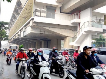 Hà Nội nghiên cứu cấm xe máy tại 4 tuyến đường vào trung tâm