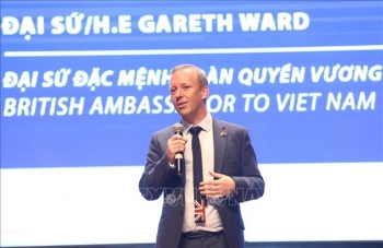 Dịch COVID-19: Đại sứ Anh cảm ơn Việt Nam đã giúp đỡ cho rất nhiều công dân Anh