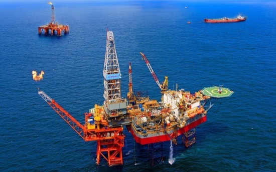 Cổ phiếu dầu khí ra sao khi giá dầu tăng mạnh?
