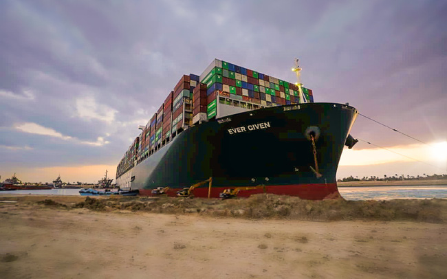 Cổ phiếu Việt Nam nào hưởng lợi từ sự kiện tắc nghẽn kênh đào Suez?
