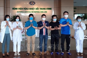 Việt Nam không có ca mắc COVID-19 mới trong 51 ngày qua; kết luận của Bộ chính trị về khắc phục đại dịch