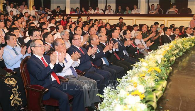 thu tuong nguyen xuan phuc bao chi khong ngung lon manh co nhieu dong gop