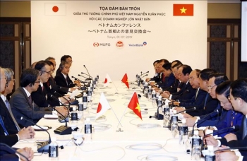 Thủ tướng Nguyễn Xuân Phúc đến Tokyo, bắt đầu chuyến thăm Nhật Bản
