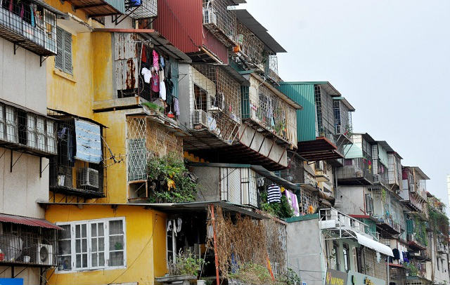 sap nha tren pho hang bong loi do bien quang cao hay tai quy hoach