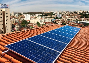 Bộ Công Thương sắp trình kịch bản thay đổi giá điện mặt trời