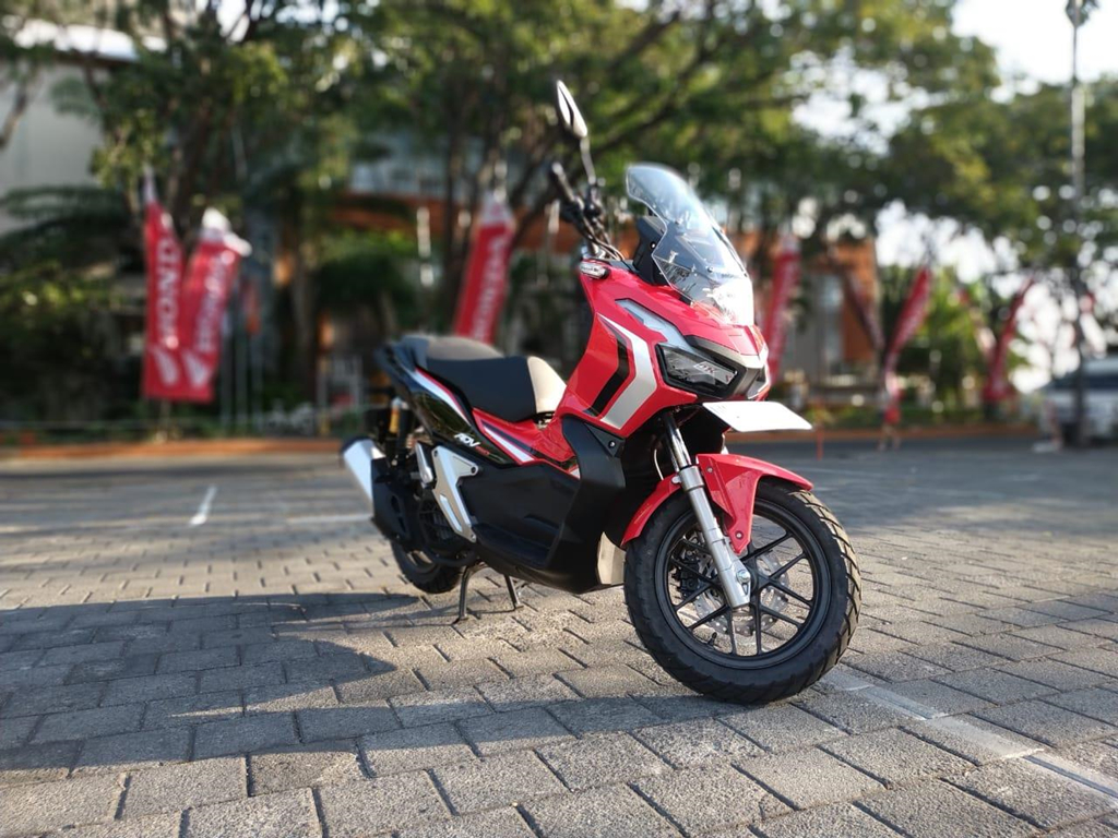 Cập nhật giá xe máy Honda ADV 150 2019 sắp về Việt Nam cuối tháng 8