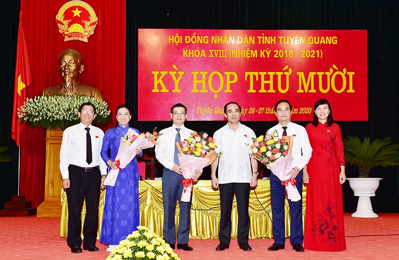 Phó Bí thư Tỉnh ủy được bầu giữ chức Chủ tịch UBND tỉnh Tuyên Quang