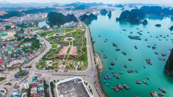 Quảng Ninh: Xem xét đầu tư nhiều dự án lớn ven biển
