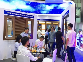 Aseanwindow và Xingfa hút khách tham quan tại Vietbuild