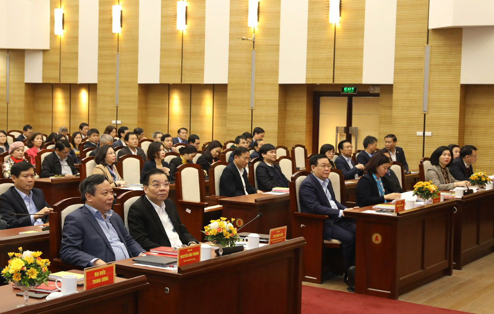 Hội nghị quán triệt Nghị quyết Đại hội XVII Đảng bộ TP. Hà Nội: Gương mẫu - trong sạch để lan tỏa sức mạnh