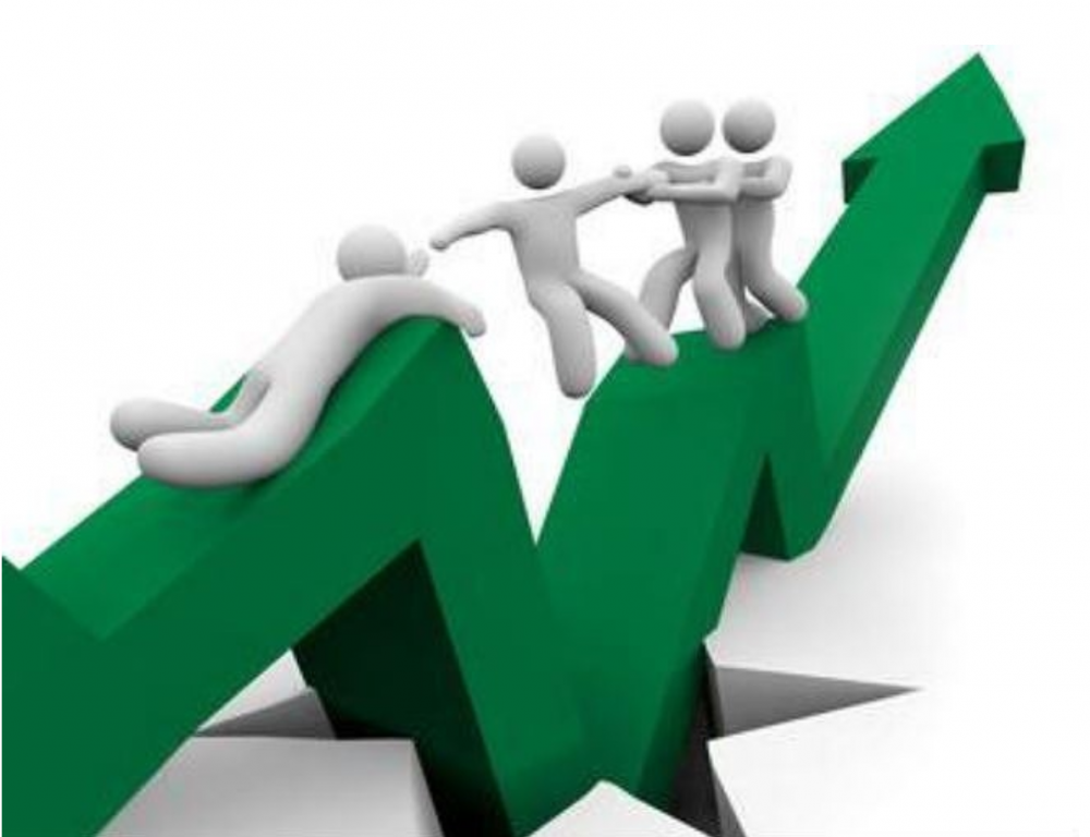 VN-Index vượt mốc 1.100 điểm, cổ phiếu họ "Vin" dẫn dắt đà tăng