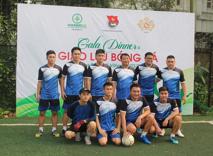 giao huu bong da ky niem 4 nam thanh lap hanoiba fc