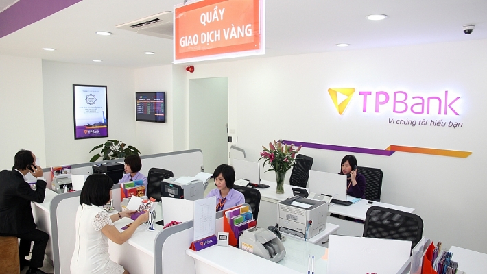 tpbank mien hon 60 loai phi dich vu cho khach hang