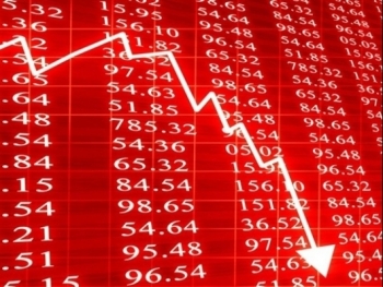 Thị trường chứng khoán 26/8: Giữa phiên sang sắc đỏ tràn ngập, VN-Index lao dốc gần 10 điểm
