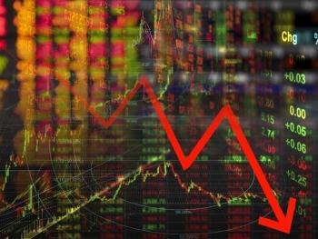 Thị trường chứng khoán ngày 13/8: VN-Index mất gần 9 điểm, khối ngoại bán ròng