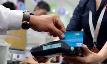 Kiểm soát và ngăn chặn giao dịch khống trên thẻ tín dụng