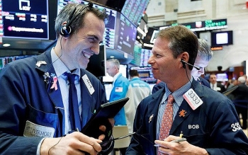 Thị trường chứng khoán ngày 24/10: Thông tin trước giờ mở cửa