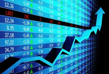 Thị trường chứng khoán ngày 01/11: Giữa phiên sáng 2 sàn tăng điểm, VN-Index lấy lại mốc 1.000 điểm