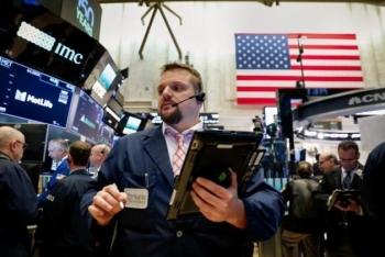 Thị trường chứng khoán ngày 19/12: Thông tin trước giờ mở cửa