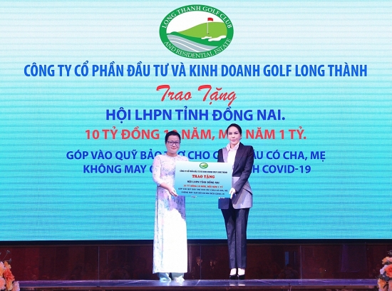 Golf Long Thành tài trợ 10 tỉ đồng cho chương trình "Mẹ đỡ đầu" tỉnh Đồng Nai