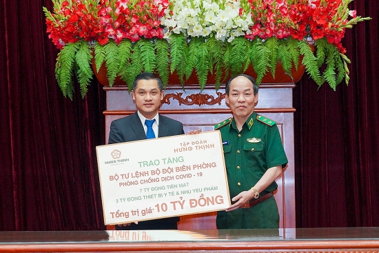 Tập đoàn Hưng Thịnh trao tặng 10 tỷ đồng cho BTL Bộ đội Biên phòng chống dịch Covid-19