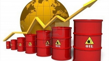 Giá xăng dầu hôm nay 11/1: Tăng vọt