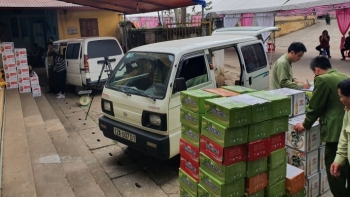 Lạng Sơn: Phát hiện số lượng lớn thực phẩm nghi nhập lậu đang trên đường đi tiêu thụ