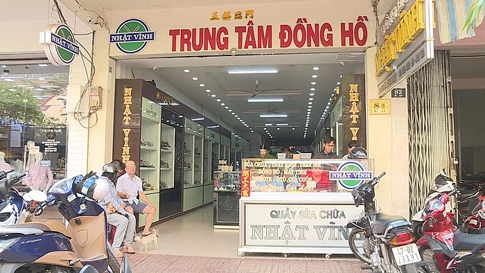 dak lak phat hien hon 500 chiec dong ho nhai cac thuong hieu rolex tissot