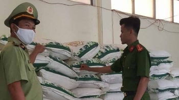 Phú Yên: Tạm giữ hơn 20 tấn đường tinh luyện do nước ngoài sản xuất