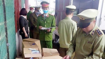 Bắc Giang: Thu giữ 27.000 khẩu trang nhập lậu