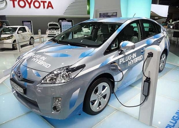 Toyota đặt mục tiêu năm 2025 bán 5,5 triệu ô tô điện