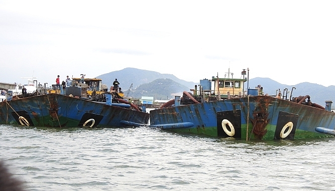 ba ria vung tau khoi to 5 doi tuong khai thac cat trom tren bien