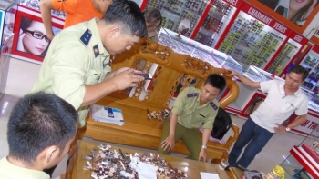 Quảng Nam: Thu giữ hơn 1.000 đồng hồ nghi giả mạo các nhãn hiệu nổi tiếng