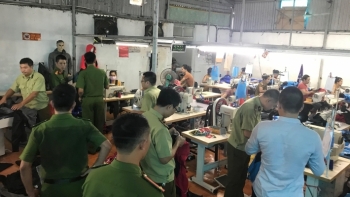 Hưng Yên: Bắt giữ đường dây sản xuất hàng nhái thương hiệu The North Face