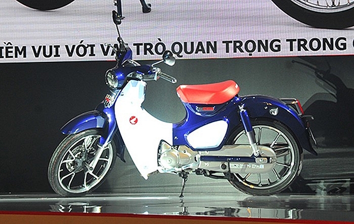 honda ra mat thi truong viet 2 mau xe monkey va super cub voi gia 85 trieu