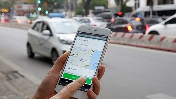 Taxi truyền thống bắt tay công nghệ: Lợi cả đôi đường