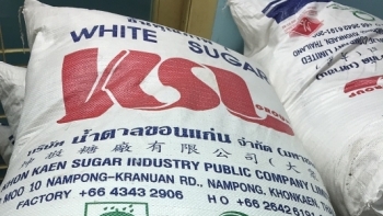 QLTT Phú Yên tạm giữ 4,9 tấn đường kính trắng