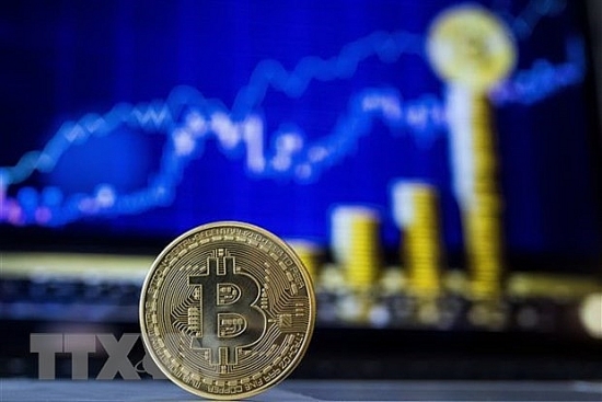 Giá Bitcoin hôm nay 25/1/2021: Tiếp tục vật lộn ngưỡng 32.000 USD