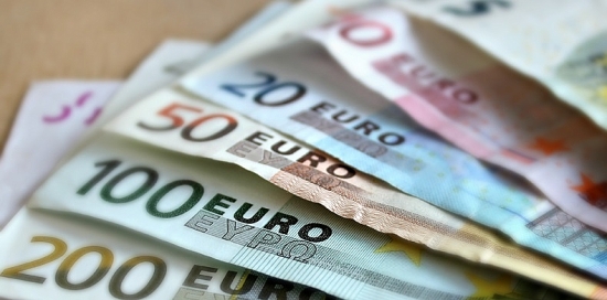 Tỷ giá Euro hôm nay 8/1/2022: Đa số ngân hàng điều chỉnh giảm