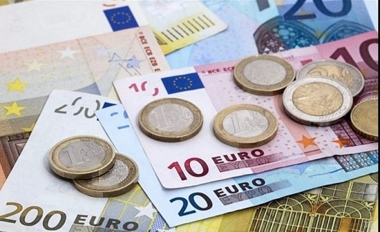 Tỷ giá Euro hôm nay 26/1/2022: Giảm tại cả ngân hàng và chợ đen