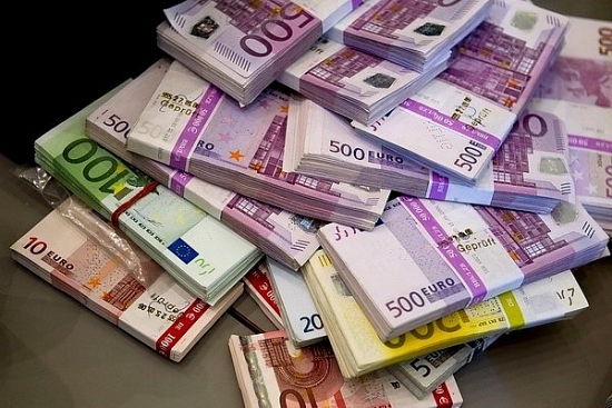 Tỷ giá Euro hôm nay 14/2/2022: Giảm mạnh phiên đầu tuần