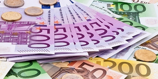 Tỷ giá Euro hôm nay 3/3/2022: Tiếp đà giảm tại cả ngân hàng và chợ đen