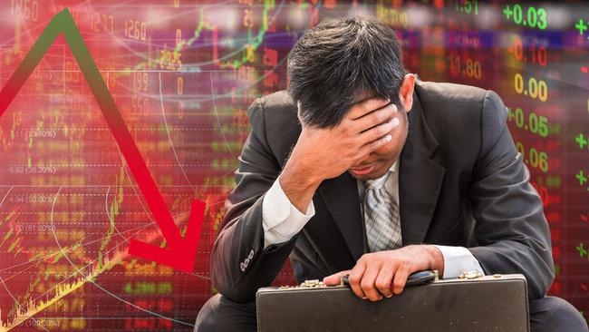 Góc chuyên gia: Những sai lầm nhà đầu tư cần tránh khi thị trường chứng khoán đi xuống