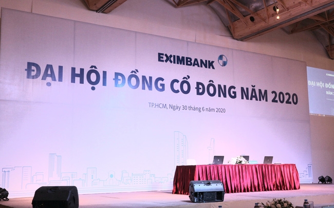 dhcd eximbank co dong vang bong ngan hang lai phai hoan hop