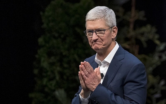 Lý do khiến Tim Cook được Apple trả lương gấp 100 lần so với nhân viên bình thường